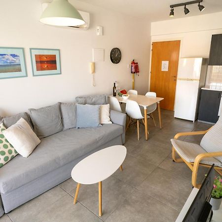 Blu Mackenzie 1 Bdr Flat With Pool Apartment Ларнака Екстериор снимка