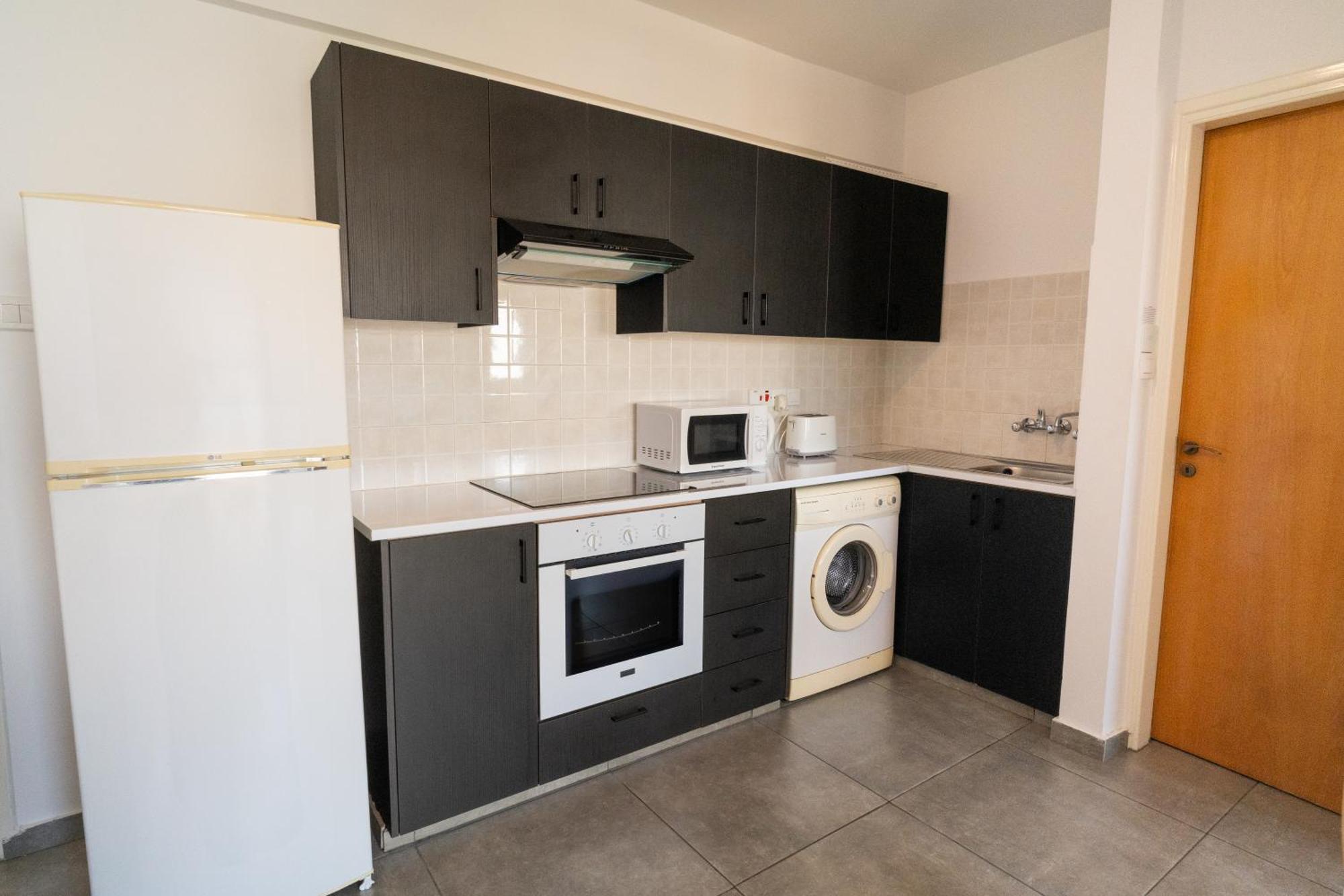 Blu Mackenzie 1 Bdr Flat With Pool Apartment Ларнака Екстериор снимка