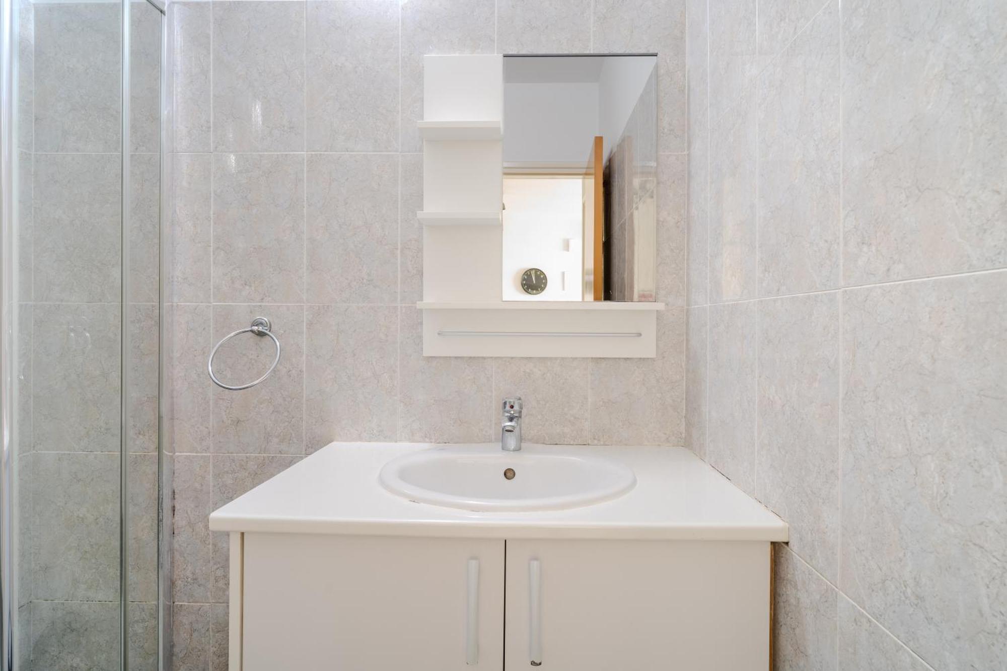 Blu Mackenzie 1 Bdr Flat With Pool Apartment Ларнака Екстериор снимка
